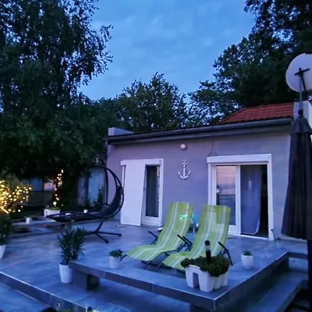 Sunset House בית נופש Fonyód
