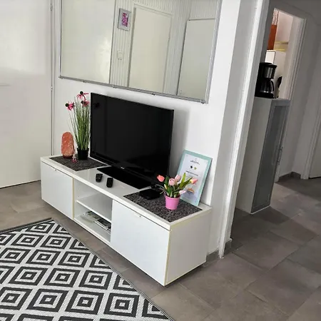 Sunset House בית נופש *